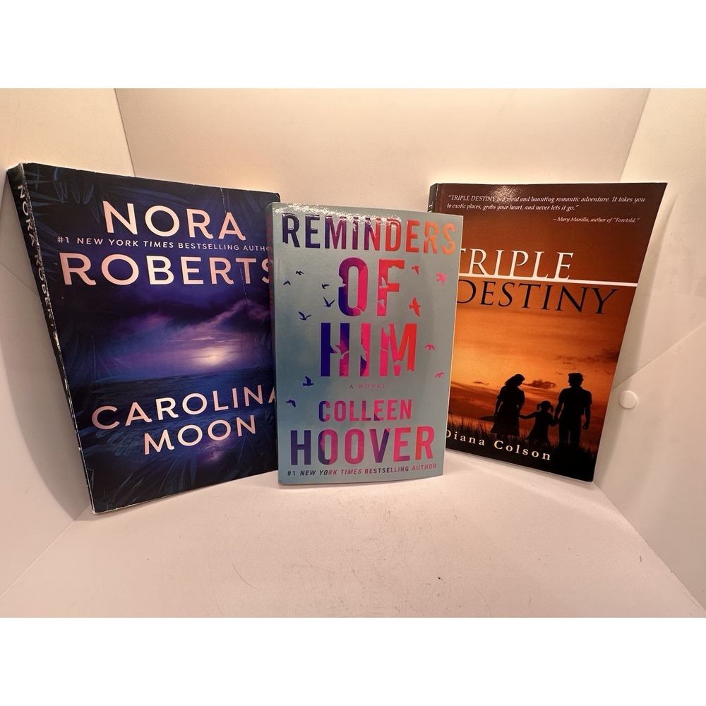 Book Lot 3 Colleen Hoover Reminders Nora Roberts Carolina Moon